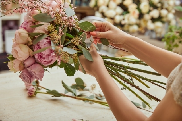 ブーケを長期保存するならドライフラワーと押し花がおすすめ