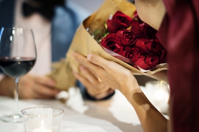 薔薇はパートナーへのプレゼントに最適な花
