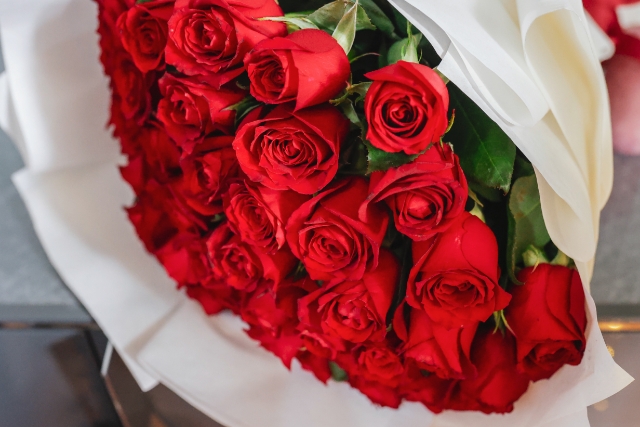 シンフラワーで結婚記念日の花を美しく保存しよう