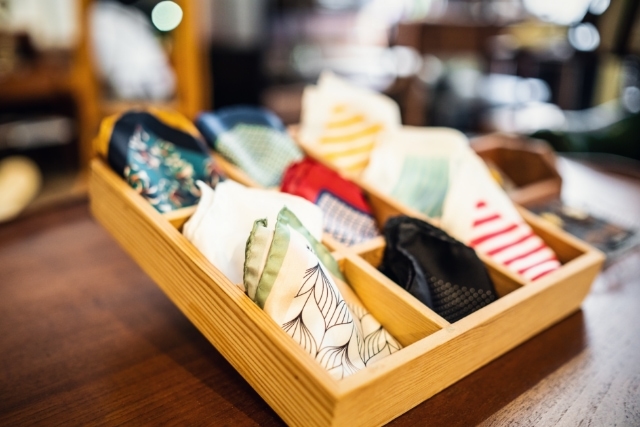 結婚式にふさわしくないハンカチとは？