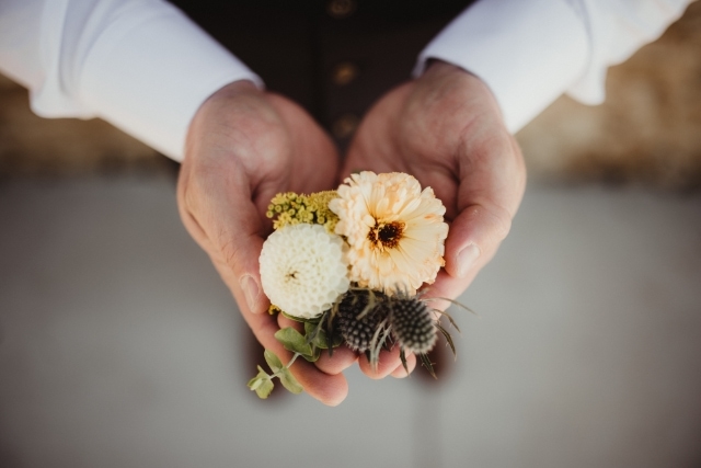 人気の花は？おしゃれなブートニアのデザイン例