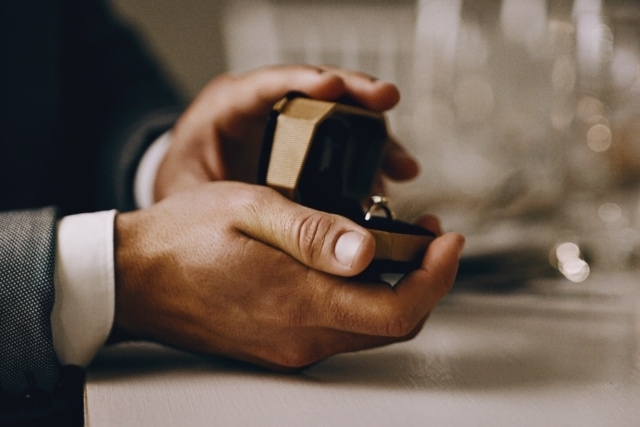 婚約のために必要なこととは?