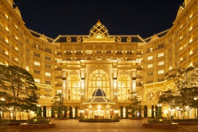 プロポーズはディズニーホテルで!選び方やベストなタイミングは?