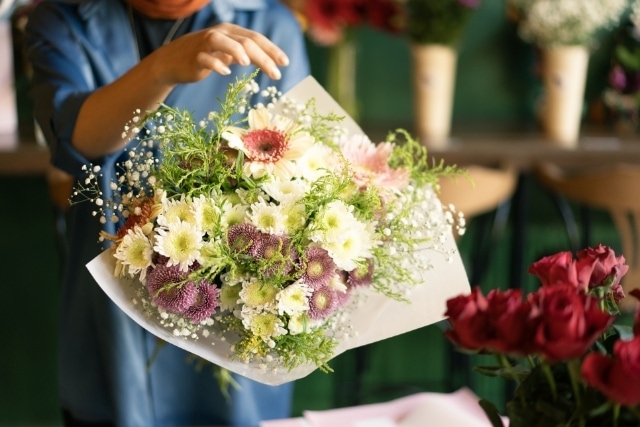 ブーケと花束の使い分け方は？