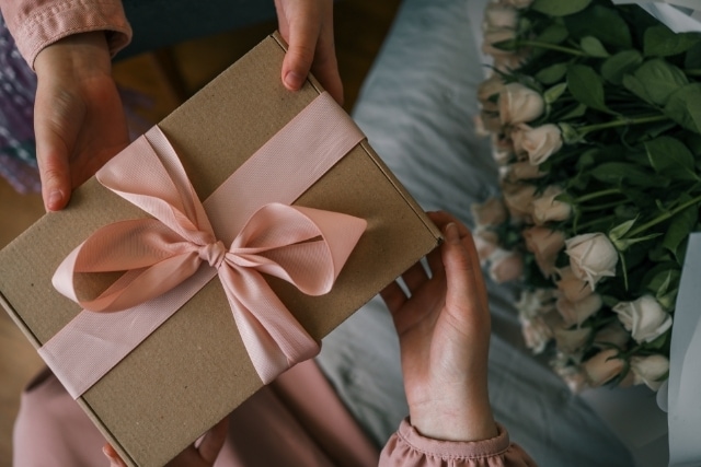 結婚祝いでおすすめのプレゼント例【5選】
