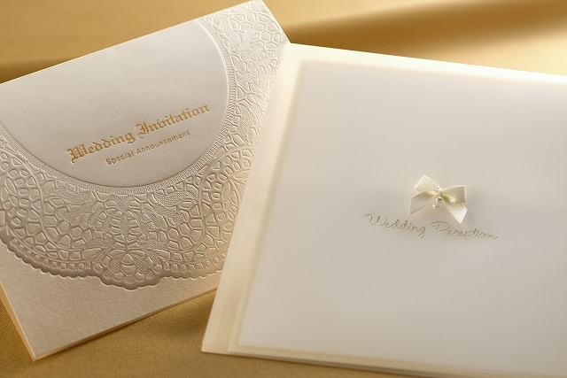 結婚式のペーパーアイテムでよくある質問